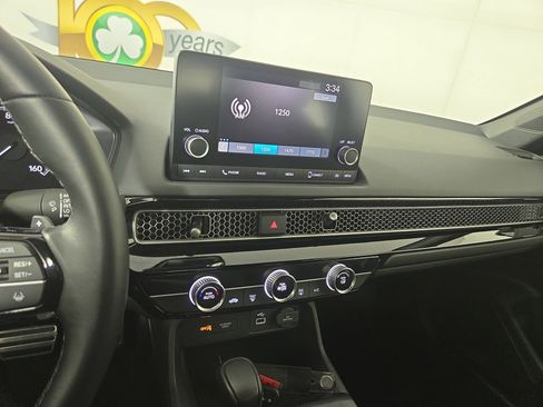 Used 2022 Honda Civic Sport image 21