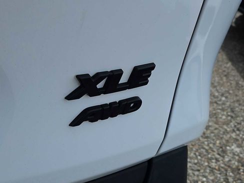 Used 2023 Toyota RAV4 XLE w/ Convenience Package image 12