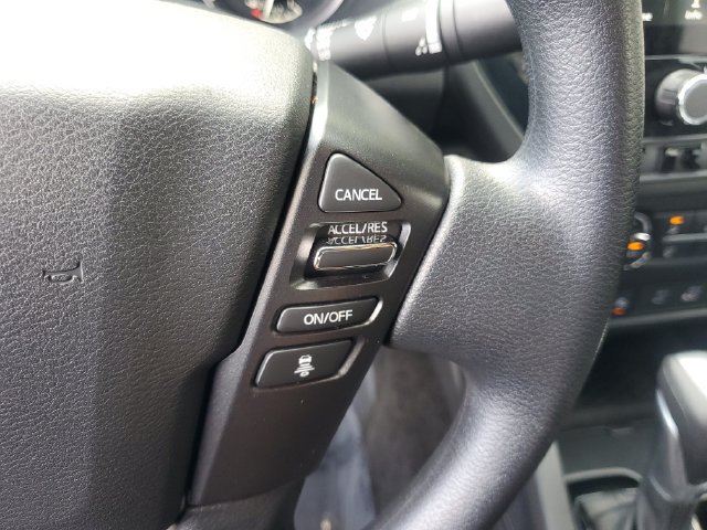 Used 2026 Nissan Frontier SV RWD image 17