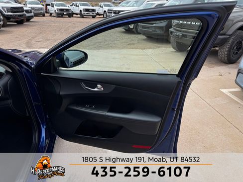 Used 2021 Kia Forte LXS FWD image 30