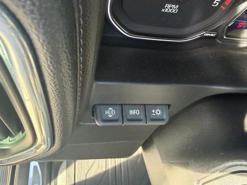 Used 2022 GMC Sierra 2500 Denali w/ Technology Package image 10