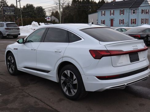 Used 2022 Audi e-tron Premium Plus w/ Premium Plus Package image 7