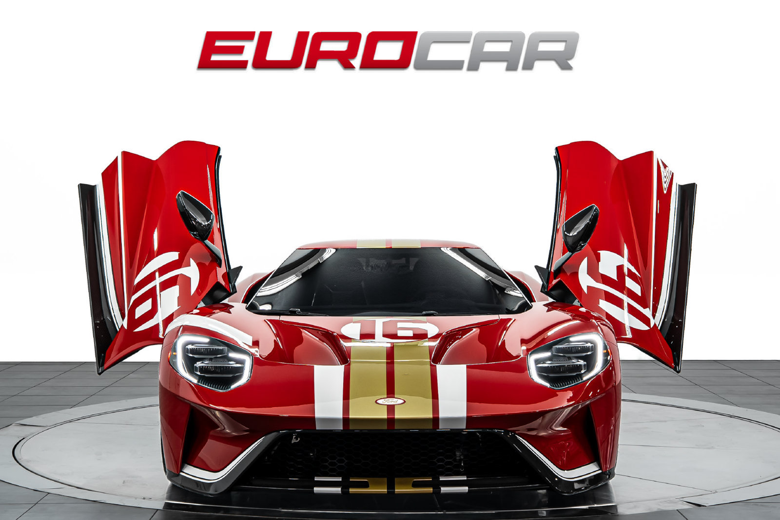 Used 2022 Ford GT Heritage Edition RWD image 9