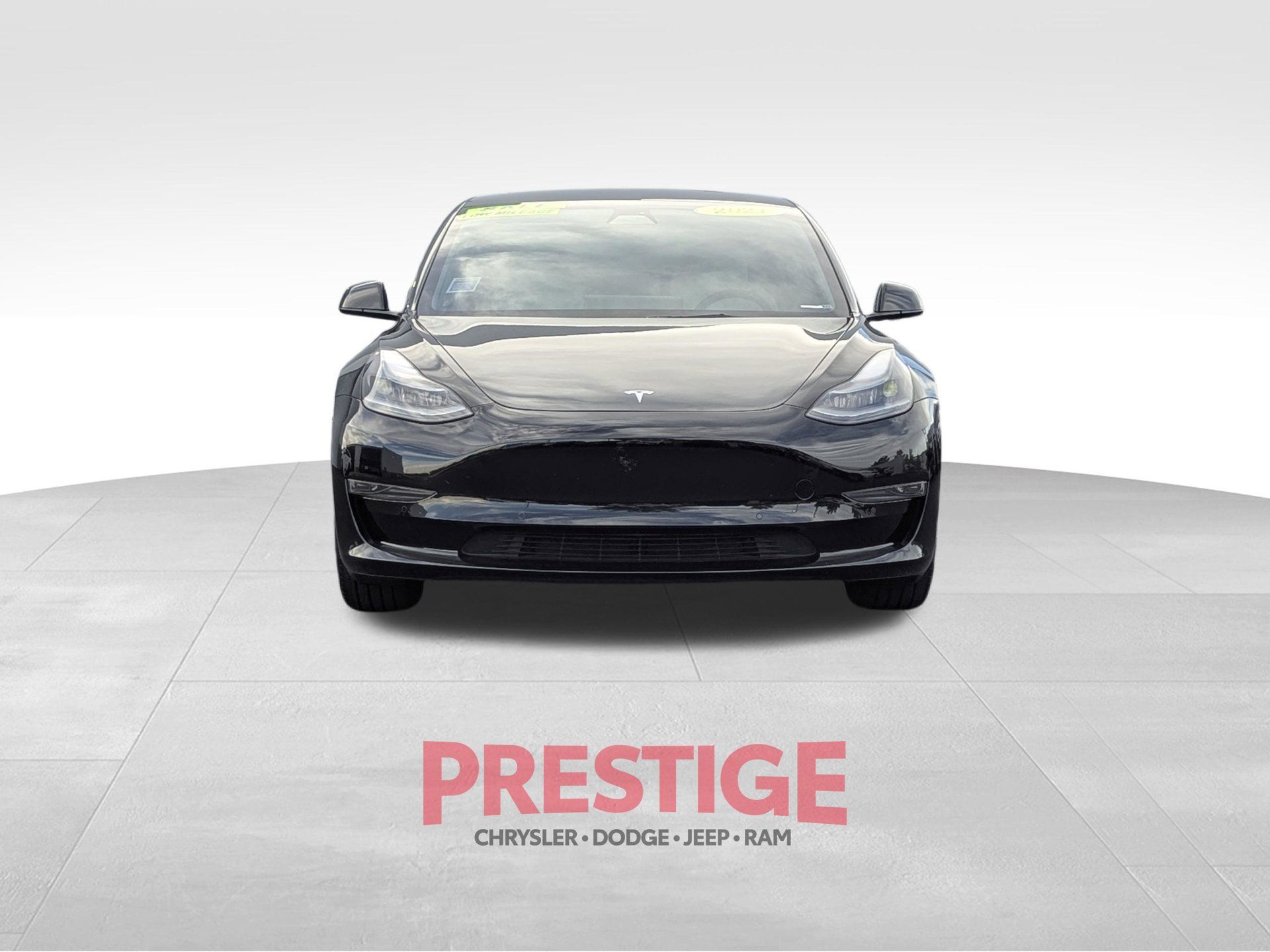 Used 2021 Tesla Model 3 Standard Range Plus RWD image 3