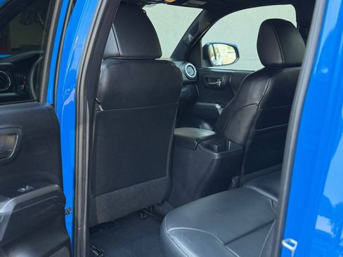 Used 2019 Toyota Tacoma TRD Pro AWD/4WD image 11
