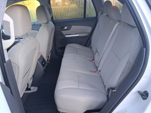 Used 2012 Ford Edge SE image 13