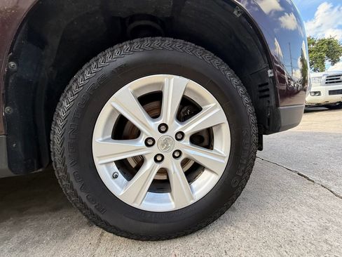 Used 2011 Toyota Highlander 4WD w/ Tech Pkg image 27