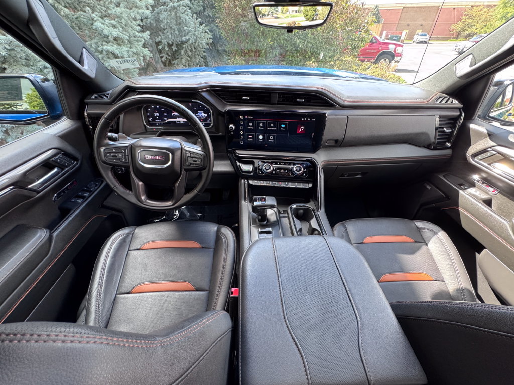 Used 2024 GMC Sierra 1500 AT4 w/ Technology Package AWD/4WD image 38