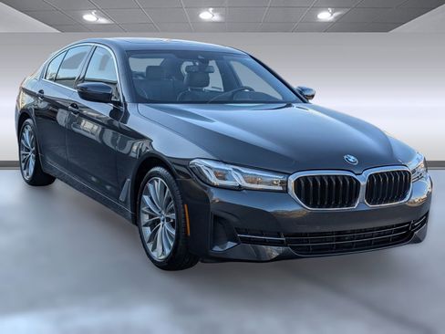 Certified 2023 BMW 530i w/ Premium Package image 7