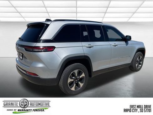 Used 2024 Jeep Grand Cherokee Limited 4xe AWD/4WD image 6