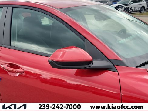 New 2026 Kia K4 LXS FWD image 8