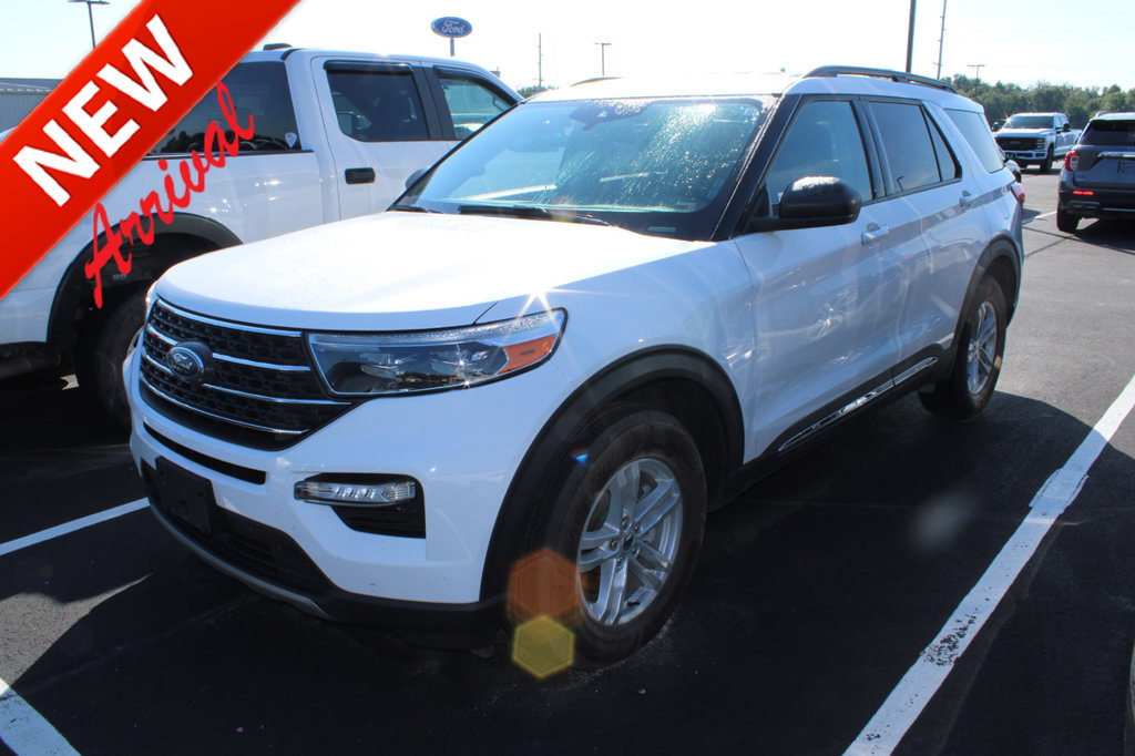 Used 2024 Ford Explorer XLT w/ Equipment Group 202A AWD/4WD image 1