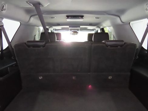 Used 2016 Chevrolet Suburban LTZ AWD/4WD image 9