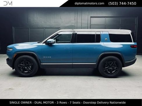 Used 2025 Rivian R1S Adventure AWD/4WD image 3