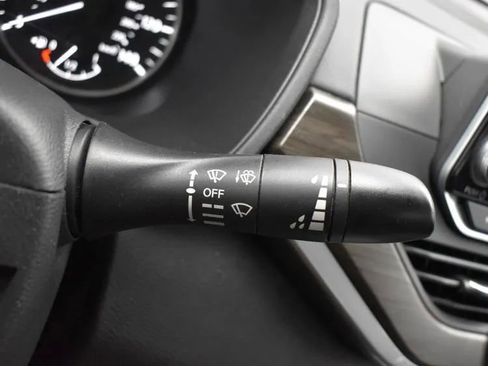 Used 2023 Nissan Altima 2.5 SV image 25