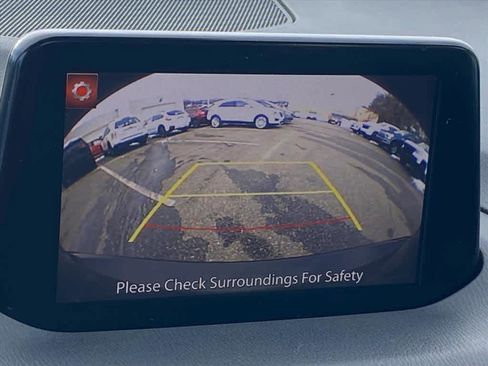 Used 2018 MAZDA MAZDA3 Sport image 12