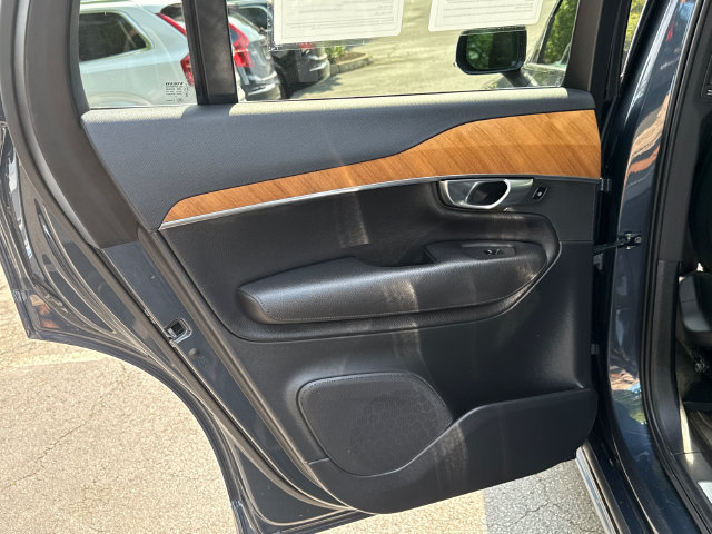 Certified 2022 Volvo XC90 T8 Inscription Expression w/ Advanced Package AWD/4WD image 20
