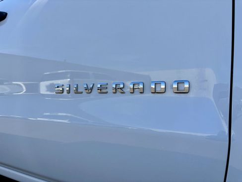 Used 2018 Chevrolet Silverado 1500 W/T w/ WT Convenience Package AWD/4WD image 13