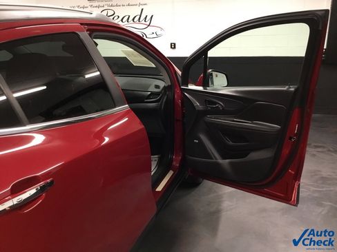 Used 2017 Buick Encore Premium image 40