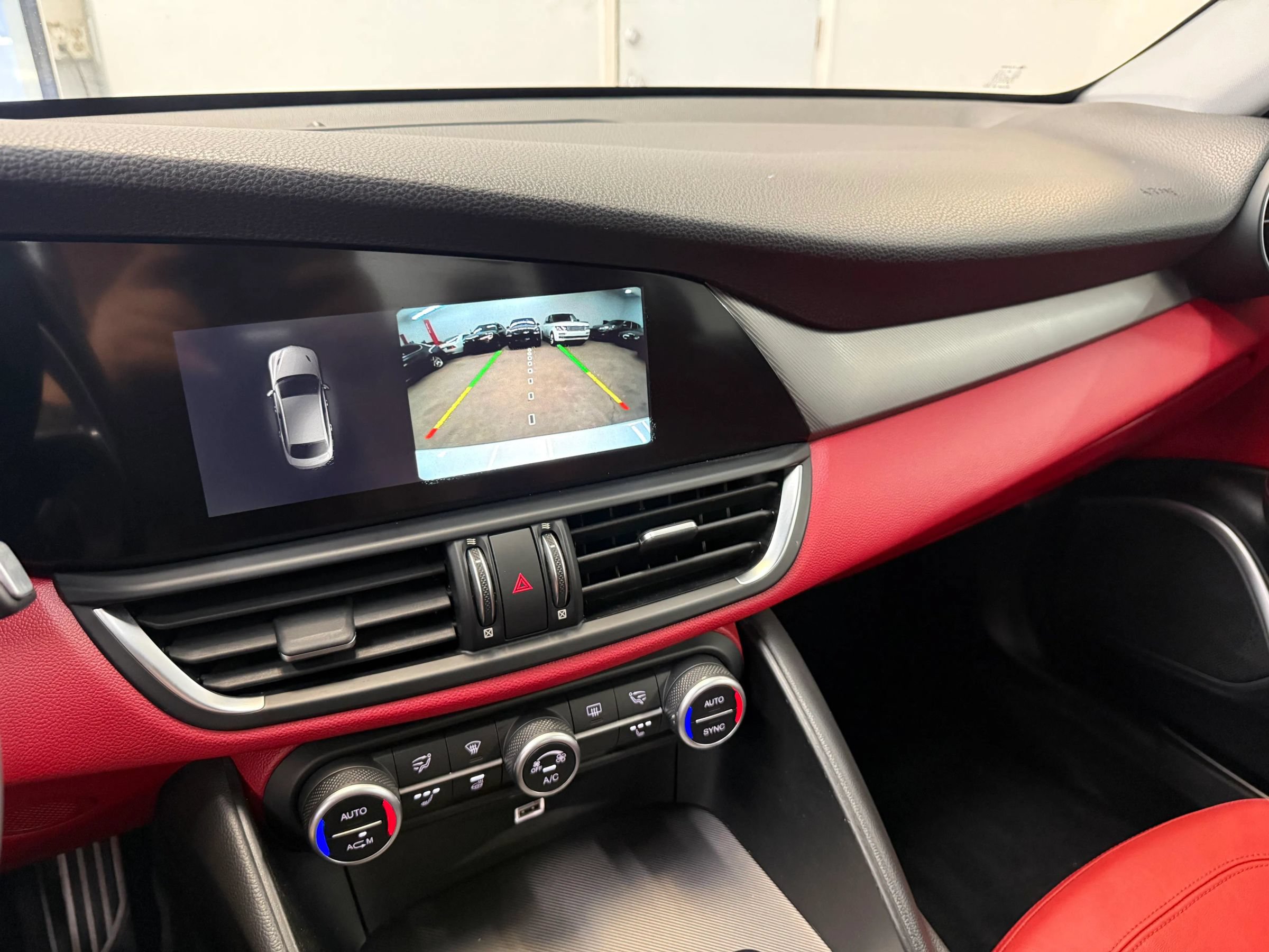 Used 2018 Alfa Romeo Giulia Ti Sport w/ Quick Order Package 22U Sport RWD image 14