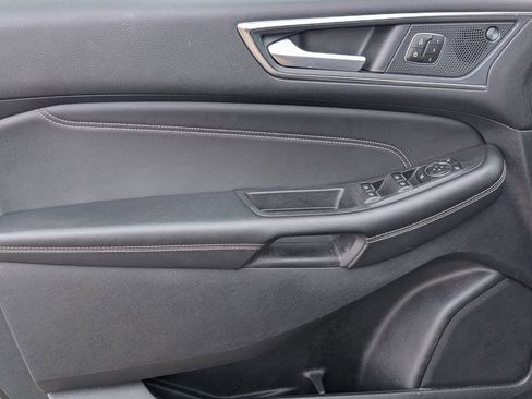 Used 2024 Ford Edge Titanium image 22