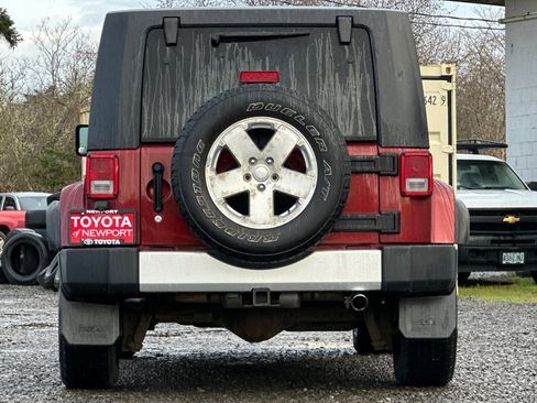 Used 2009 Jeep Wrangler Unlimited Sahara w/ Mopar Chrome Edition Group image 5