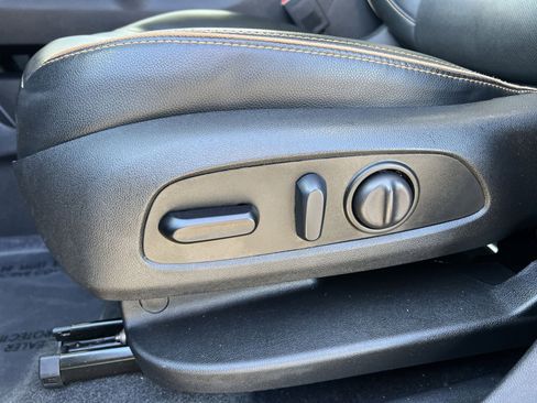 Used 2023 GMC Terrain AT4 image 14