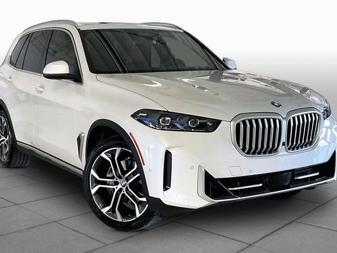 Used 2026 BMW X5 xDrive40i AWD/4WD image 2