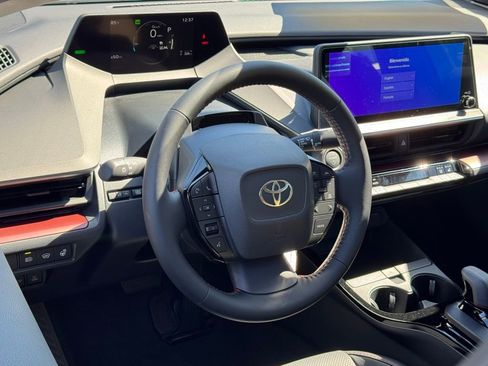 New 2026 Toyota Prius Plug-In Hybrid image 12