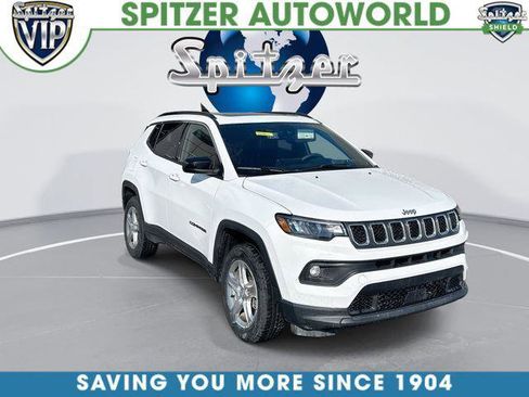 Used 2023 Jeep Compass Latitude w/ Sun and Sound Group image 2