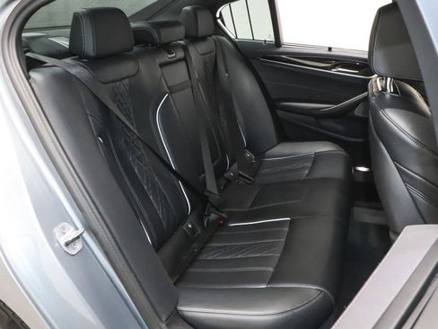 Used 2023 BMW M550i xDrive w/ Parking Assistance Package image 36