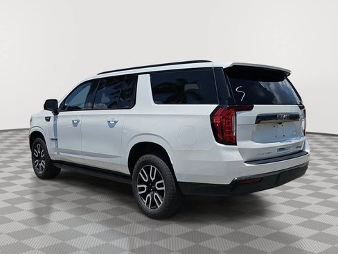Used 2021 GMC Yukon XL AT4 w/ AT4 Premium Package AWD/4WD image 6