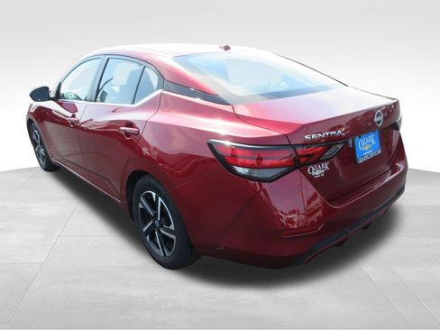 Used 2025 Nissan Sentra SV FWD image 3