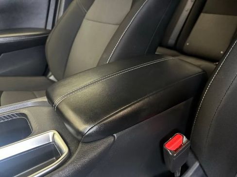 Used 2024 Nissan Sentra SV FWD image 31