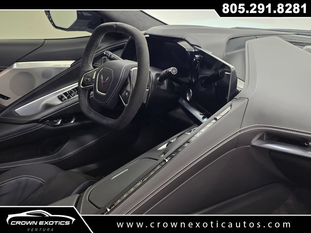 Used 2024 Chevrolet Corvette Stingray Premium Conv w/ Z51 Performance Package RWD image 21
