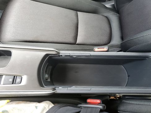 Used 2019 Honda Accord LX image 29