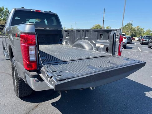 Used 2021 Ford F250 XLT AWD/4WD image 16