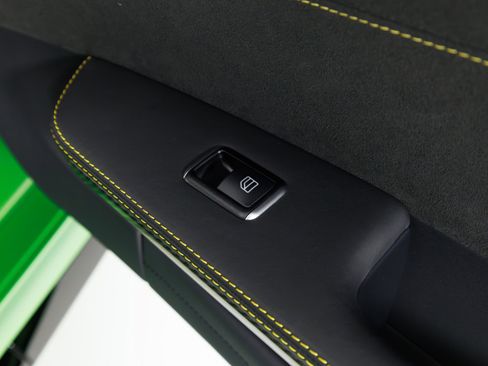 Used 2018 Mercedes-Benz AMG GT R image 39