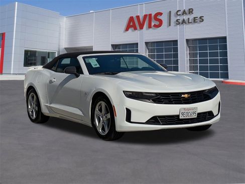 Used 2023 Chevrolet Camaro LT image 3