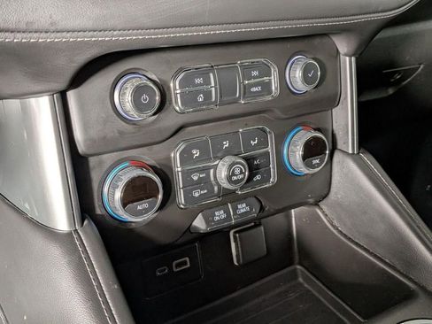 Used 2021 Chevrolet Tahoe LS image 22