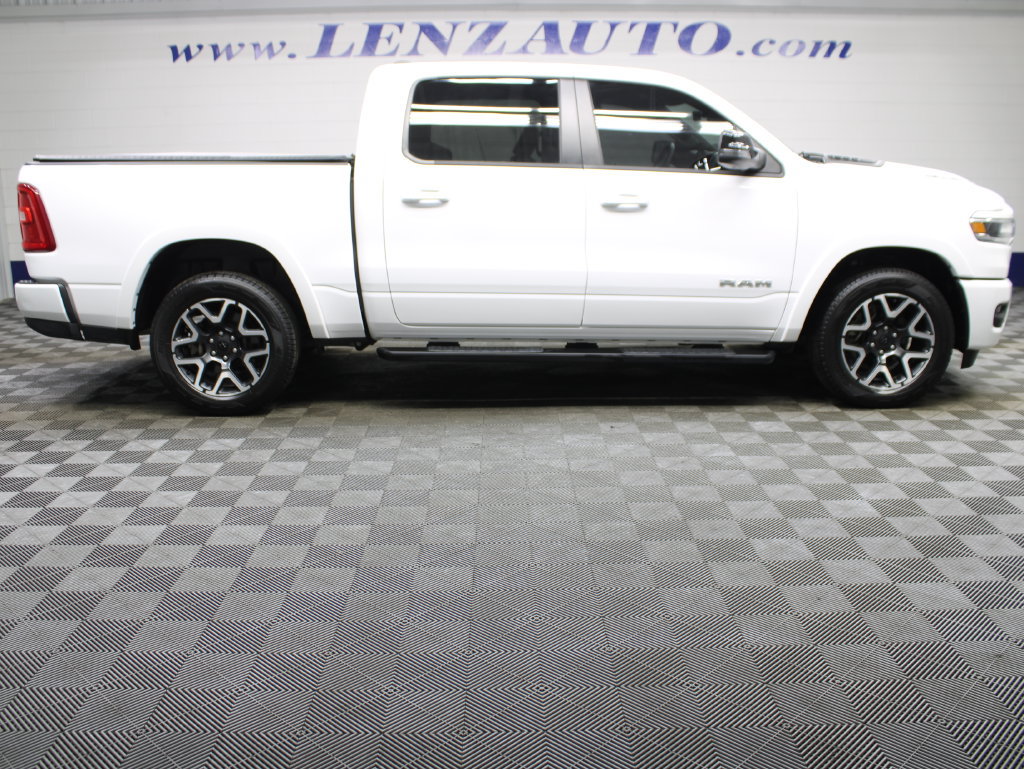 Used 2025 RAM 1500 Laramie w/ Sport Appearance Package AWD/4WD image 2