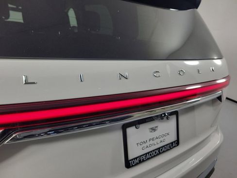 Used 2021 Lincoln Aviator Reserve w/ Equipment Group 202A AWD/4WD image 5
