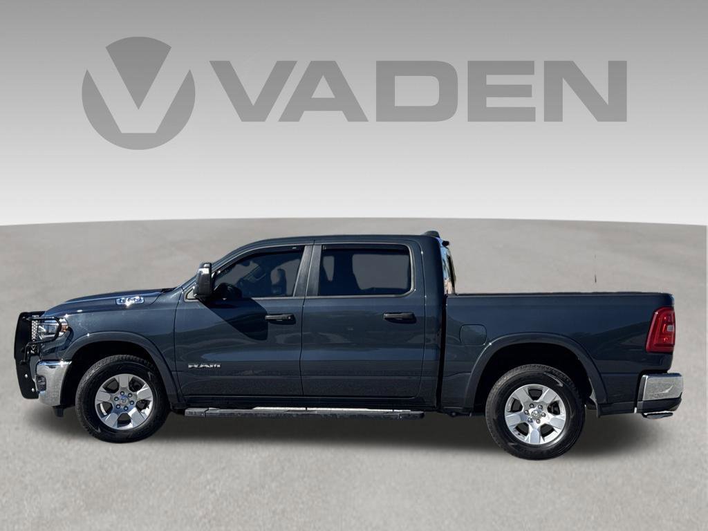 Used 2025 RAM 1500 Big Horn AWD/4WD image 7