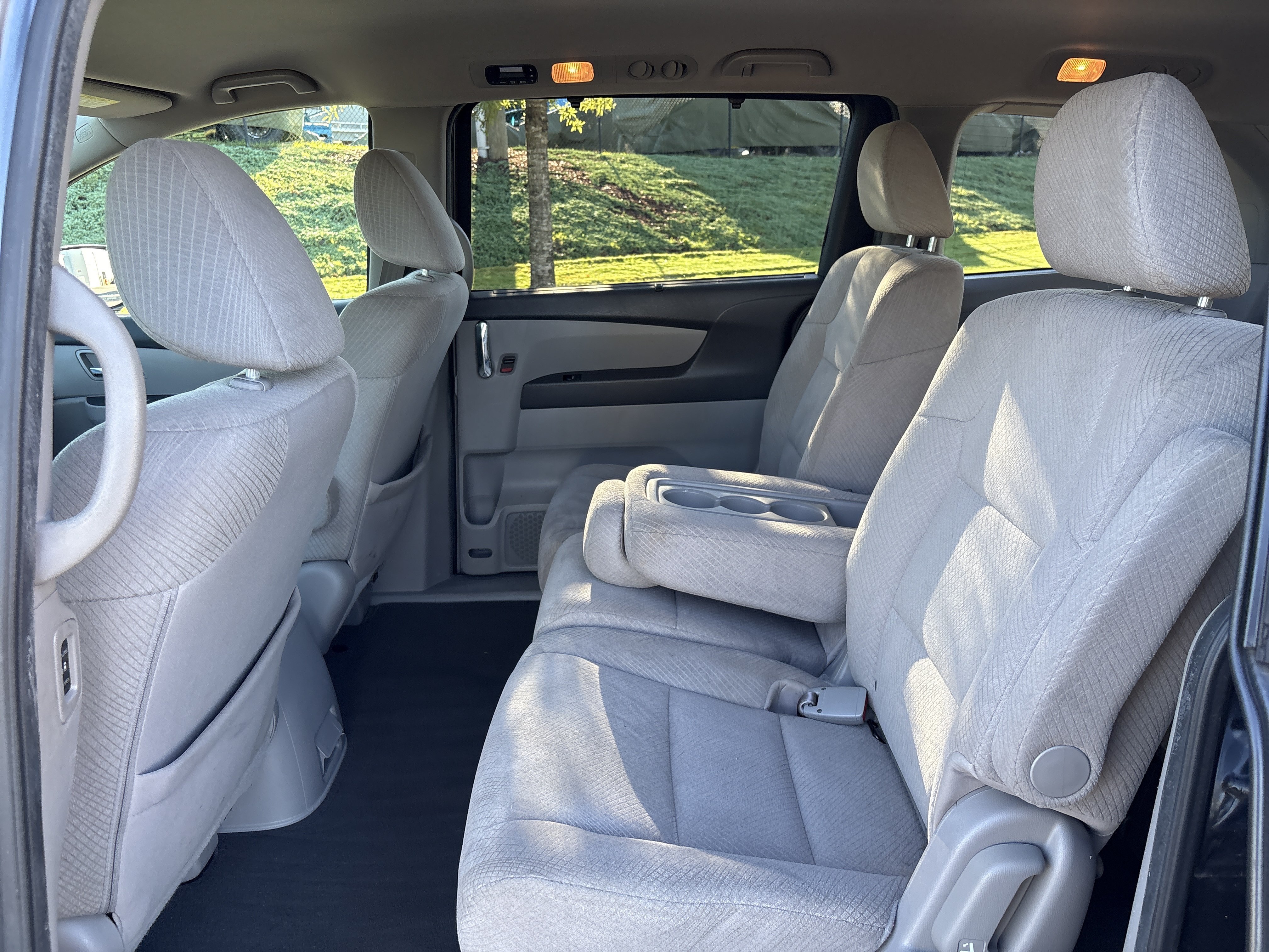 Used 2014 Honda Odyssey EX image 30