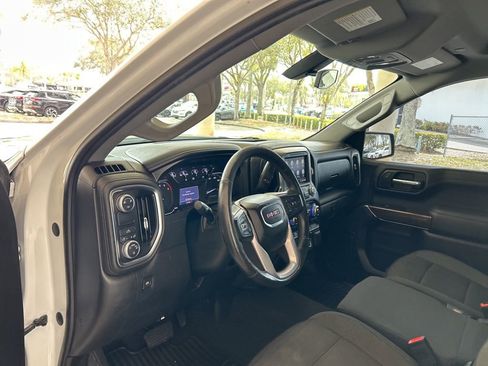 Used 2019 GMC Sierra 1500 SLE w/ SLE Value Package image 6
