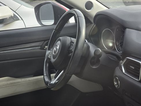 Used 2018 MAZDA CX-5 Grand Touring image 17