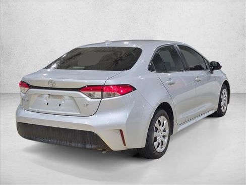 Certified 2024 Toyota Corolla LE FWD image 5