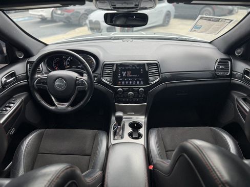 Used 2021 Jeep Grand Cherokee Trailhawk image 21