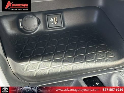 Certified 2025 Toyota RAV4 LE AWD/4WD image 34