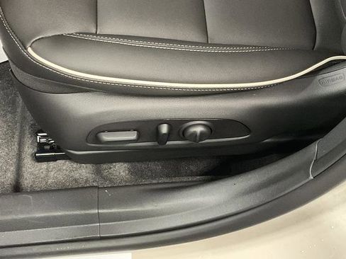 New 2026 Buick Envista Sport Touring w/ Studio Series image 9